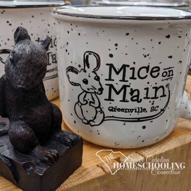 Mice on Main mug and figurine